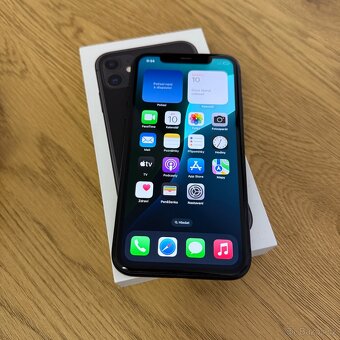 iPhone 11 64GB černý, display bez škrábance, 100% baterie - 7