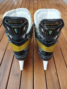 Brusle Bauer Supreme 3S vel. 3,0 EE - 7