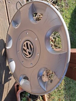 ORIG. POKLICE VW 16",POUZE 1 KS, ORIG. ČÍSLO 1T0601147B RGZ - 7