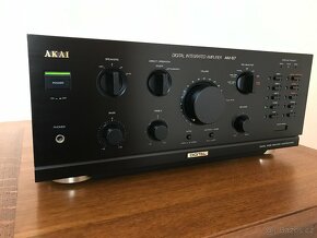 AKAI  AM-67 - 7