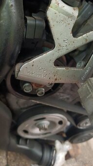 VW Touran - motor BMY 1,4TSI -103KW - 7
