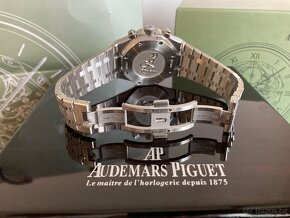 Audemars Piguet Royal Oak Chronograph - 7