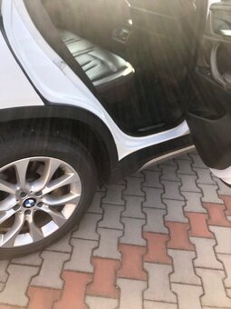 BMWX5,3.0d/190kW,diesel,automat,r.v.2016,najeto123000 km - 7