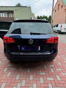 VW Touareg 3.0 TDI - 7