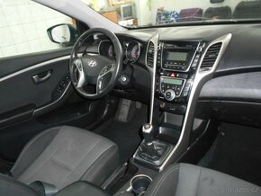 Hyundai i30 1,6 CRDi 110  553 - 7