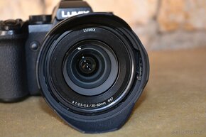 PANASONIC S- 5 s objektivem a klecí SmalRig - 7