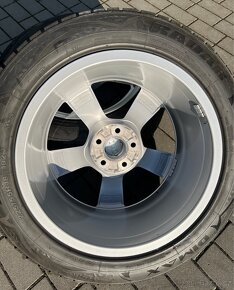 Audi A6 - 18 alu + 225/55 R18 pneu 6mm - 7