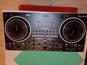 Pioneer DJ - REV1 - 7