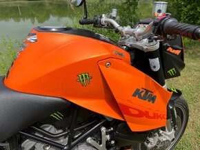 KTM 990 Super Duke - 7