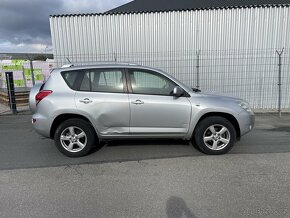 Toyota RAV4 2,2d 100kw, 4x4 - 7