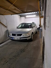 Prodám VW Passat ,1,6i ,Sedan, 5kvalt ,1998 - 7