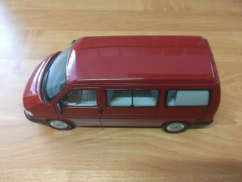 Model VW T4 California 1/18 - 7