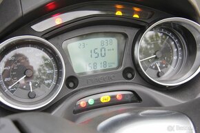 PIAGGIO MP3 300 HPE r. 5/2020 - 7