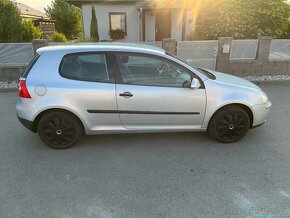 Volkswagen Golf 5 1.4 MPI 55 kW - 7