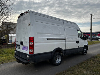 Iveco Daily 35C13 2.3JTD 93kW, Tažné, Dvoumontáž, Skříň - 7