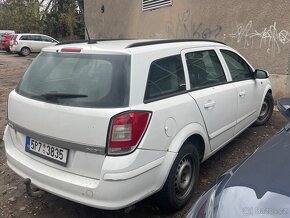 Opel Astra 1.7 CDTi 74kW Rok 2009, klima, servisované - 7