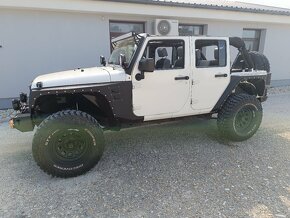 Jeep Wrangler JK 3.8L + plyn - 7