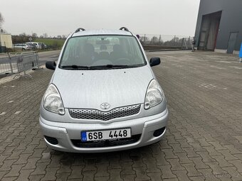 Toyota Yaris Verso automat - 7