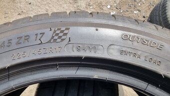 Letní pneu 225/45/17 Michelin - 7