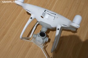 Dron DJI Phantom 4 Advanced+ + 3 baterie a další - 7