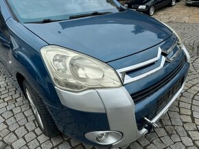 Dily z vozu Citroen Berlingo - 7