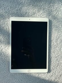 Apple iPad Air 3 Wifi 64GB + Apple Pencil + Keyboard - 7