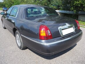 Lincoln Town Car 4.6 klima, kůže, automat - 7