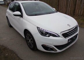 Peugeot 308 1,6 92 KW Allure benzín manuál 92 kw - 7