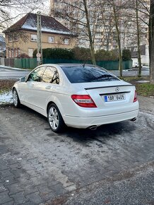 Mercedes-Benz W204 C 350 CDI 2010 – TOP STAV - 7