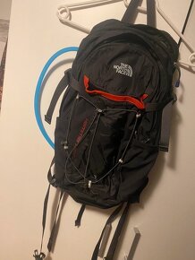 The North Face outdoor hydropack trail camel back batoh - 7