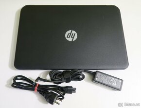 PĚKNÉ HP 250 G3 /INTEL/4GB/SSD240GB/NOVÁ BATERIE/WIN10 - 7