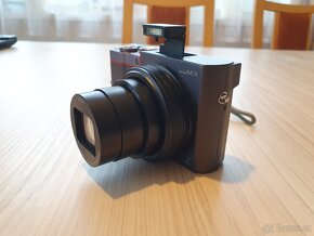 Panasonic LUMIX DMC-TZ100, Zoom 10x,čip 1" 20,1MPx - 7