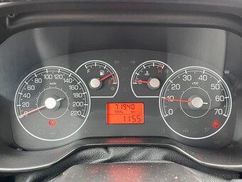 Fiat Punto 1.2i, 2007, KLIMA, pouze 71 000 km, STK, CZ původ - 7