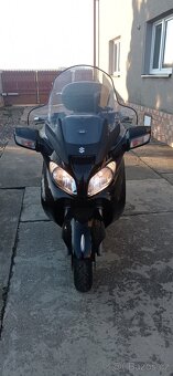 Suzuki Burgman 650 - 7