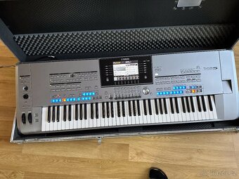 Prodám profi klávesy Yamaha Tyros5 76 - 7