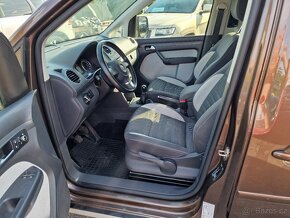 Volkswagen CROSS CADDY 1,6TDI NAVI TAŽNÉ - 7