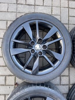 ORIGINÁL Alu Škoda Trius R17, 5x112 - TOP STAV - 7