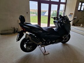 Skútr Yamaha T max 530 dx. - 7