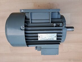 Elektromotor třífáz. asynchronní 1,5kW 1410ot/min - 7