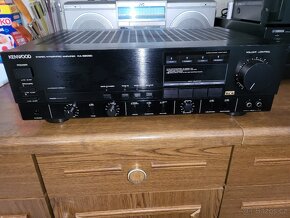 Prodám Kenwood- KA880SD, výkon 2+100 watt při 8ohm, super zv - 7