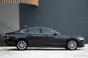 Volvo S90 B5 AWD 173 kW Momentum Pro Auto 4x4 - 7