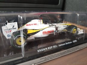 modely F1   1:24   Premium Collectibles a IXO - 7