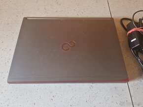 Fujitsu Lifebook E 734 - 7