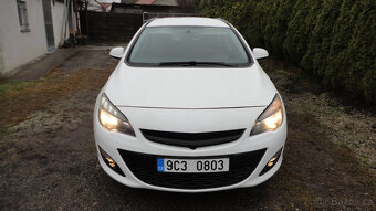 Opel Astra Sport Tourer SW 1.6 CDTI 100kw rok 2014 původ ČR - 7