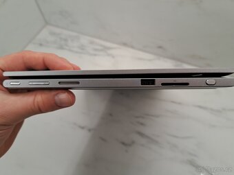 Dell Inspiron 13 P57G - 7