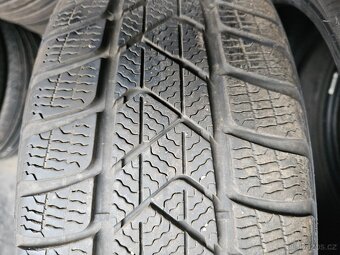 205/60R16 92H Winter Sottozero 3  PIRELLI - 7