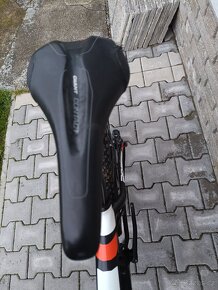 HORSKÉ KOLO GIANT XTC - carbon, vel. XL - 7