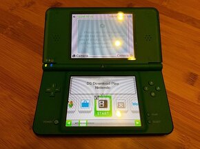 Nintendo DSi XL - nehrané, s kompletním balením + R4 karta - 7