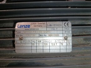 Elektromotor Lenze - 7