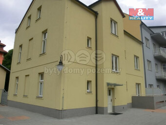 Pronájem bytu 1+1, 35m², Dvůr Král. nad Labem, ul. Riegrova - 7